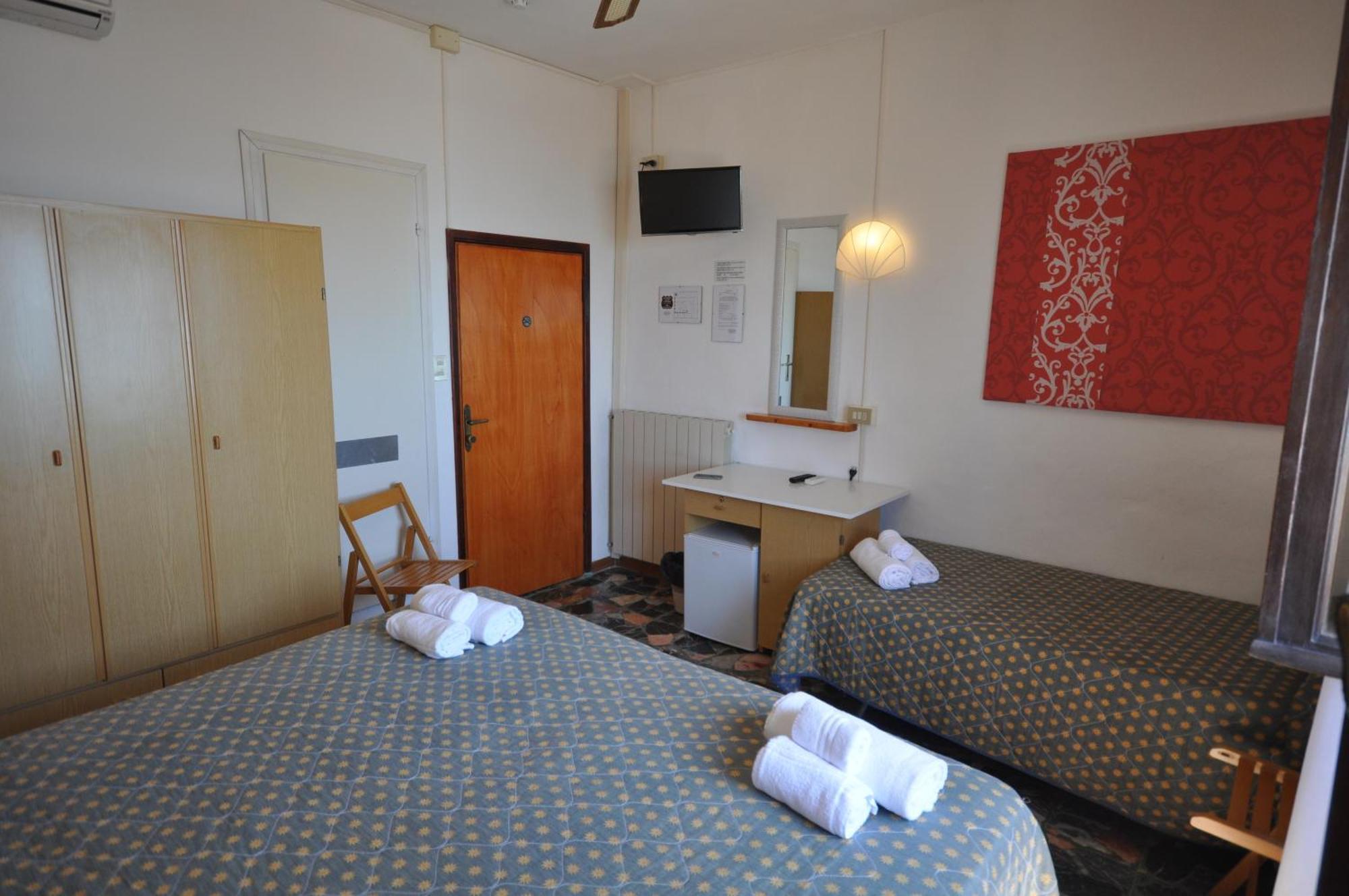 Hotel Aurora 마리나디세시나 외부 사진